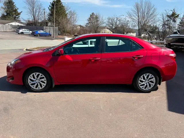 2017 Toyota Corolla LE AC! Heated Seats! - Photo 4