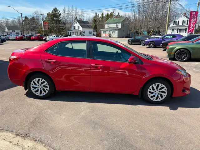 2017 Toyota Corolla LE AC! Heated Seats! - Photo 7