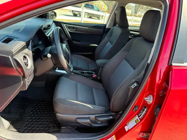 2017 Toyota Corolla LE AC! Heated Seats! - Photo 11