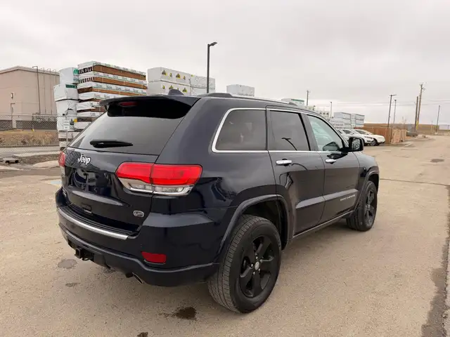 2015 Jeep Grand Cherokee Overland Diesel : No Reported Accidents - Photo 4