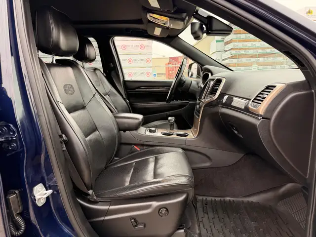 2015 Jeep Grand Cherokee Overland Diesel : No Reported Accidents - Photo 12