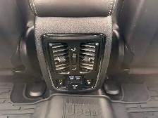 2015 Jeep Grand Cherokee Overland Diesel : No Reported Accidents - Photo 13