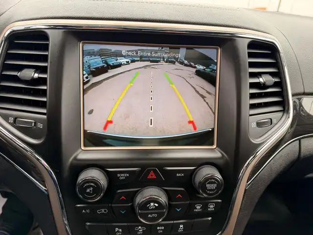 2015 Jeep Grand Cherokee Overland Diesel : No Reported Accidents - Photo 18