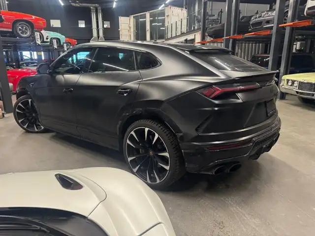 2020 Lamborghini Urus | Full Stealth Wrap - Photo 3
