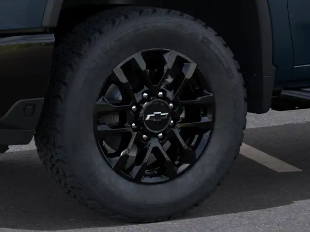 2026 Chevrolet Silverado 2500HD LTZ - Photo 9