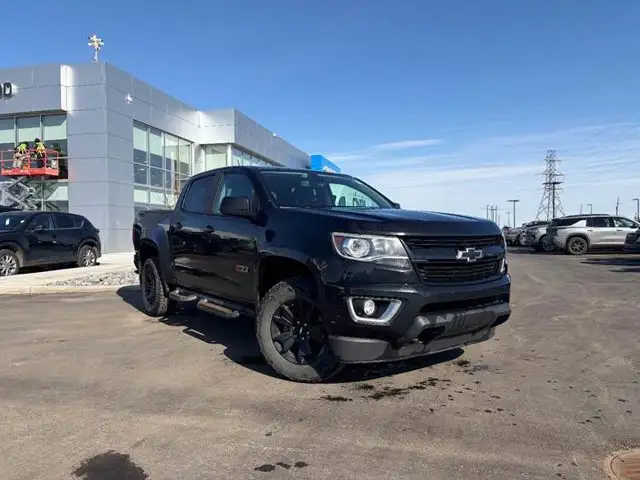 2016 Chevrolet Colorado 4WD Z71 Midnight Edition 3.6L - Photo 2