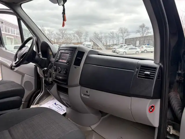 2015 MERCEDES-BENZ SPRINTER 2500 MED ROOF - Photo 11