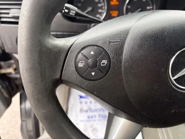 2015 MERCEDES-BENZ SPRINTER 2500 MED ROOF - Photo 13