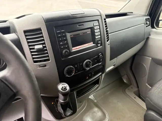 2015 MERCEDES-BENZ SPRINTER 2500 MED ROOF - Photo 15