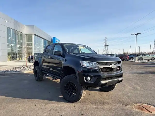 2016 Chevrolet Colorado 4WD Z71 3.6L - Photo 2