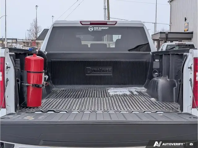 2025 Chevrolet Silverado 1500 - Photo 10