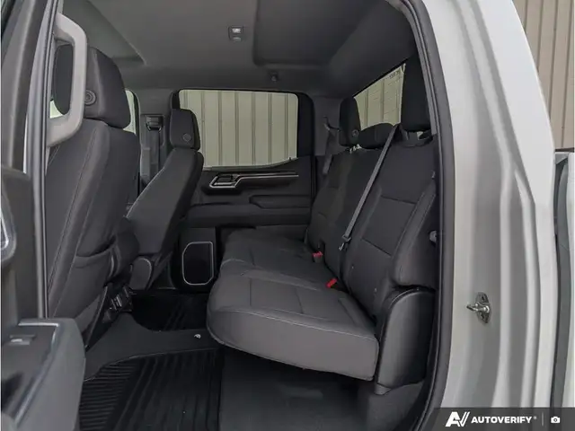 2025 Chevrolet Silverado 1500 - Photo 12