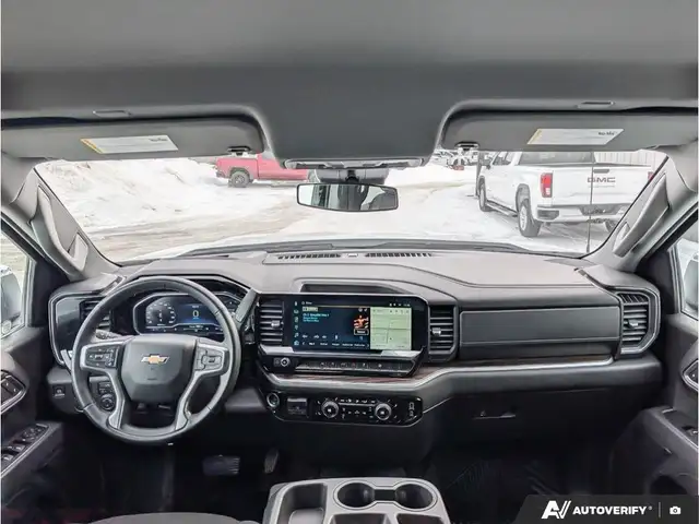 2025 Chevrolet Silverado 1500 - Photo 13