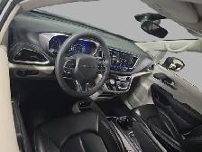 2023 Chrysler Pacifica Touring L No Accident Leather Heated Seat - Photo 10