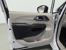 2023 Chrysler Pacifica Touring L No Accident Leather Heated Seat - Photo 11