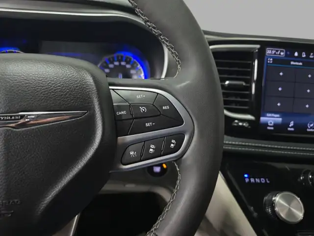2023 Chrysler Pacifica Touring L No Accident Leather Heated Seat - Photo 15
