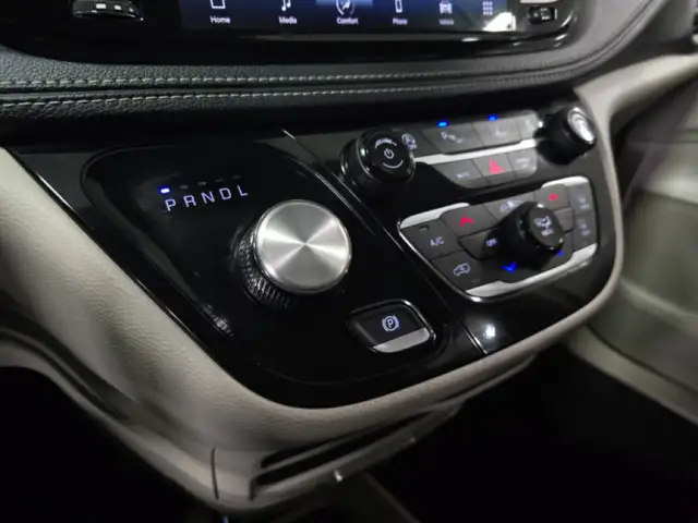 2023 Chrysler Pacifica Touring L No Accident Leather Heated Seat - Photo 22