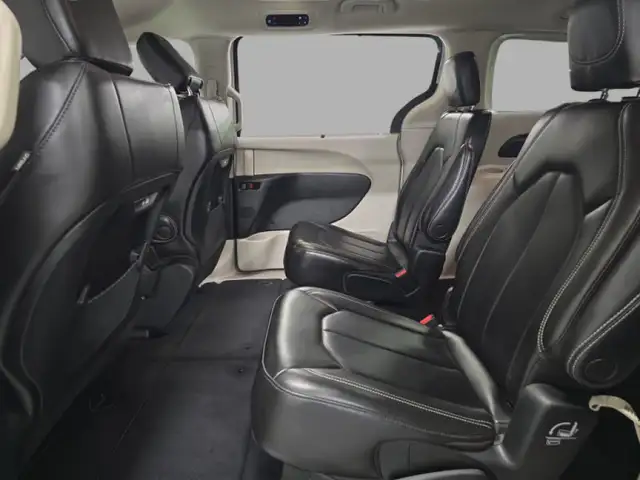 2023 Chrysler Pacifica Touring L No Accident Leather Heated Seat - Photo 24