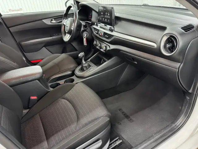 Kia Forte Lx A/c Caméra 2020 a vendre - Photo 23