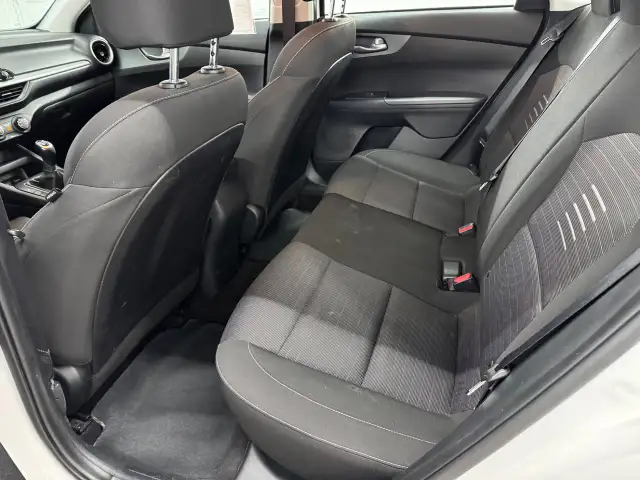 Kia Forte Lx A/c Caméra 2020 a vendre - Photo 24