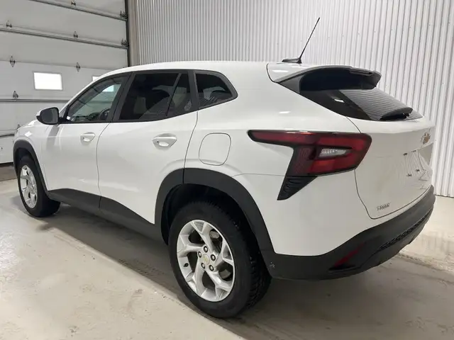 Chevrolet Trax LS Traction avant 4 portes LS 2024 à vendre - Photo 9