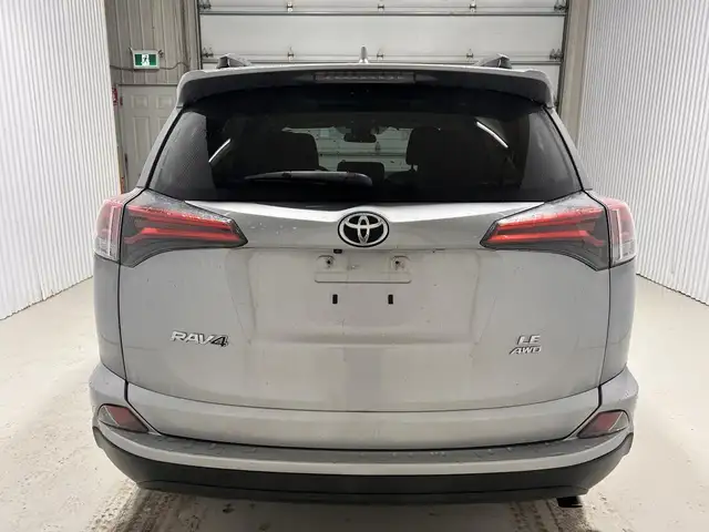 Toyota RAV4 LE TI 2018 à vendre - Photo 9