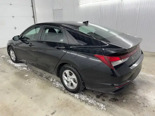 Hyundai Elantra Essential Mags A/c 2022 à vendre - Photo 8