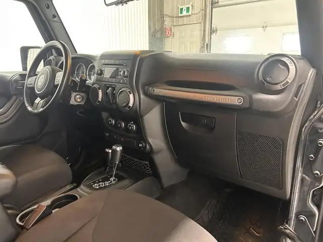 Jeep Wrangler Willys Wheeler 2 portes 4RM 2017 à vendre - Photo 18