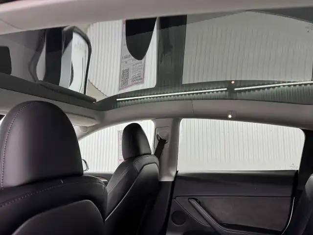 Tesla Model Y Gps Mags Cuir Toit 2024 à vendre - Photo 17