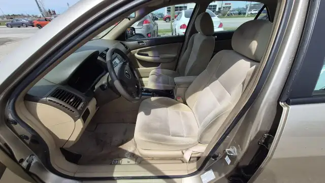 2003 Honda Accord DX, SEDAN, 4 CYL, AUTO, DRIVES GREAT, AS IS - Photo 9