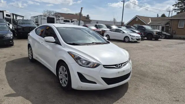 2014 Hyundai Elantra GL, WELL MAINTAINED, DRIVES GREAT, CERTIFIE - Photo 4