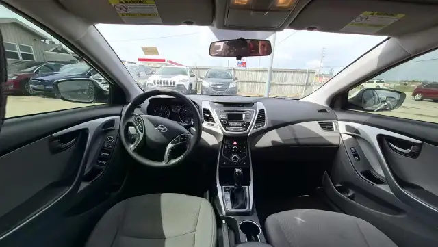 2014 Hyundai Elantra GL, WELL MAINTAINED, DRIVES GREAT, CERTIFIE - Photo 8