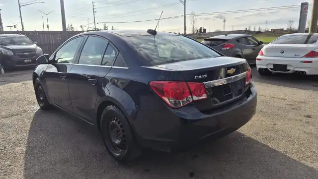 2016 Chevrolet Cruze LT, WELL MAINTAINED, DRIVES GREAT, CERTIFIE - Photo 3