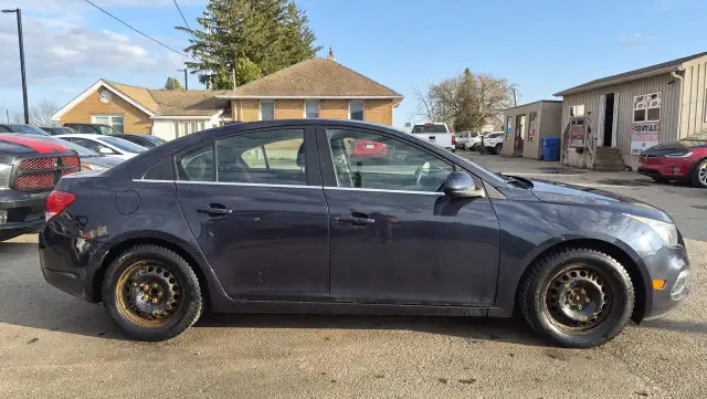 2016 Chevrolet Cruze LT, WELL MAINTAINED, DRIVES GREAT, CERTIFIE - Photo 6