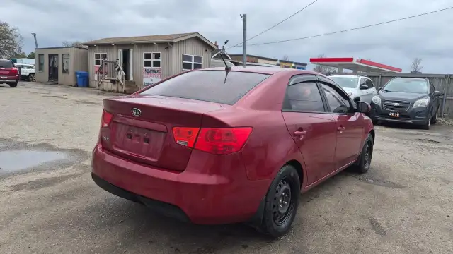 2012 Kia Forte LX Plus, SEDAN, AUTO, 4 CYL, AS IS SPECIAL - Photo 5