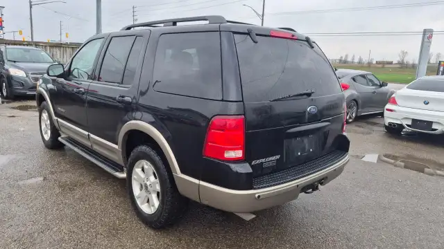 2004 Ford Explorer Eddie Bauer, UNDERCOATED, CLEAN, CERTIFIED - Photo 3