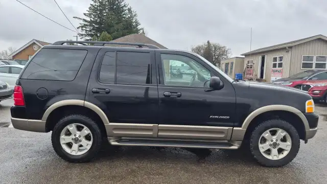 2004 Ford Explorer Eddie Bauer, UNDERCOATED, CLEAN, CERTIFIED - Photo 6