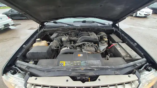 2004 Ford Explorer Eddie Bauer, UNDERCOATED, CLEAN, CERTIFIED - Photo 17