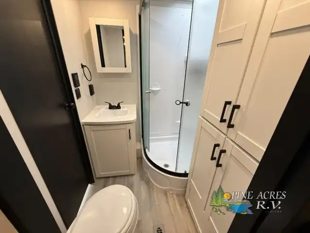 2026 Heartland Prowler 3301RLT-like a 5th wheel - Photo 24