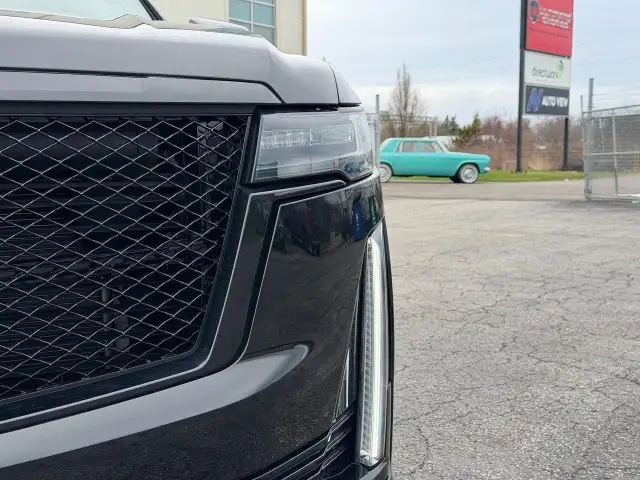 2021 Cadillac Escalade Sport 600 CLEAN CARFAX - Photo 12