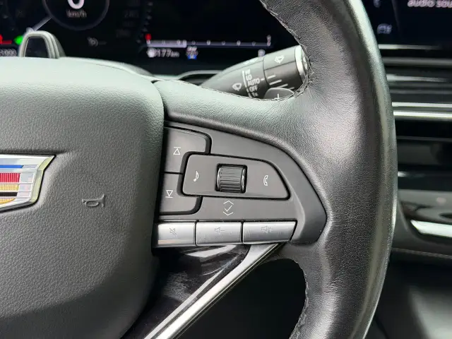 2021 Cadillac Escalade Sport 600 CLEAN CARFAX - Photo 23