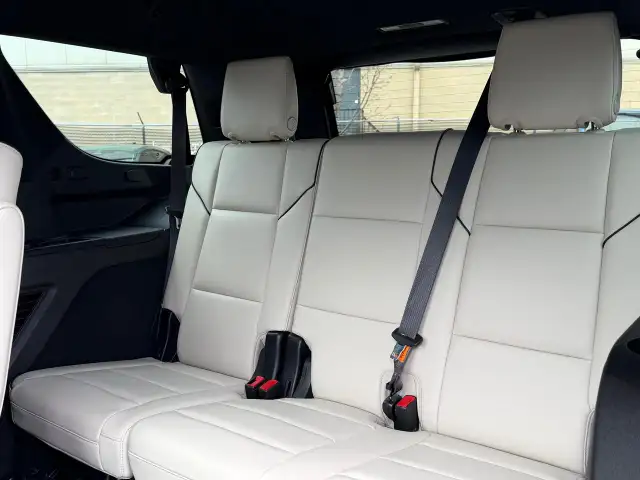 2021 Cadillac Escalade Sport 600 CLEAN CARFAX - Photo 43