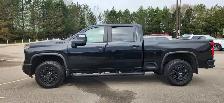 2024 Chevrolet Silverado 2500HD LT Z71 Crew Cab 4WD | No - Photo 2