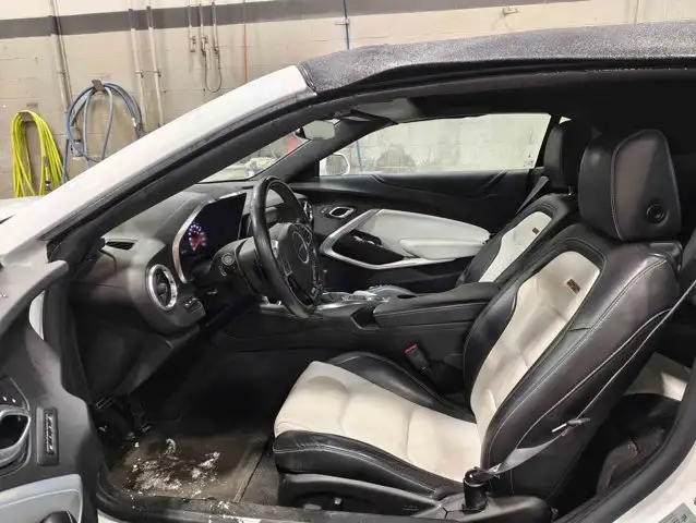 2016 Chevrolet Camaro 2SS 6.2L Auto - Photo 8