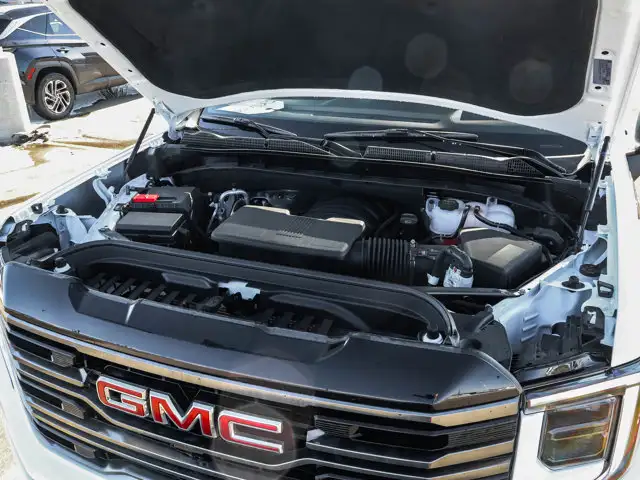 2026 GMC Sierra 1500 AT4 - Photo 10