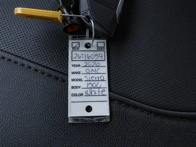 2026 GMC Sierra 1500 AT4 - Photo 32