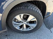 2023 Subaru Ascent Touring - Certified - Photo 9