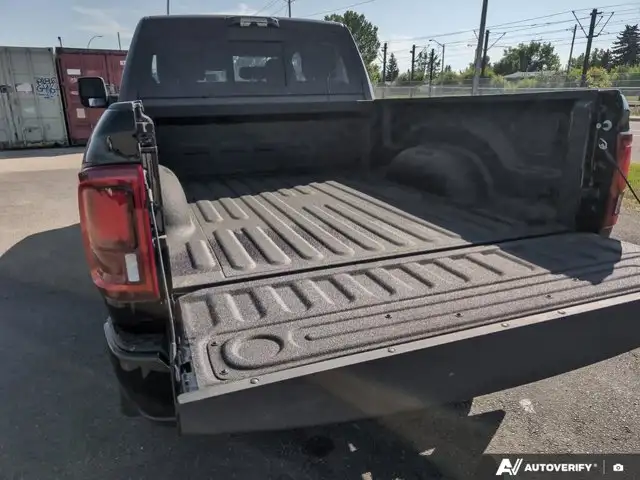 2025 Ram 3500 Laramie | 6.7L Cummins | Power Boards | Sunroof - Photo 16