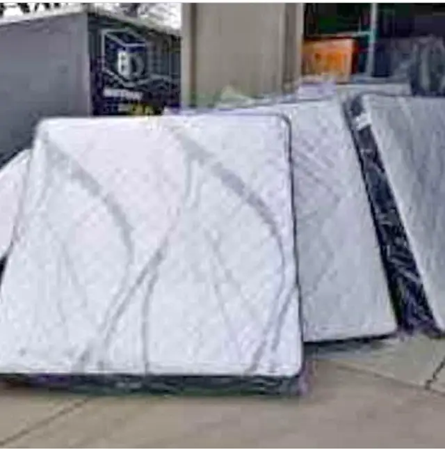 Queen Mattress   Box Spring! Free Delivery - Photo 3
