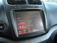 2017 Dodge Journey Crossroad  No Accidents | Heated Seats | V6 - Photo 10
